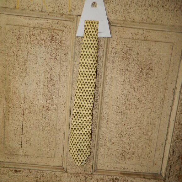 Vineyard Vines Collegiate Vanderbilt Silk Necktie Neck Tie (QQ-24) - Picture 1 of 4